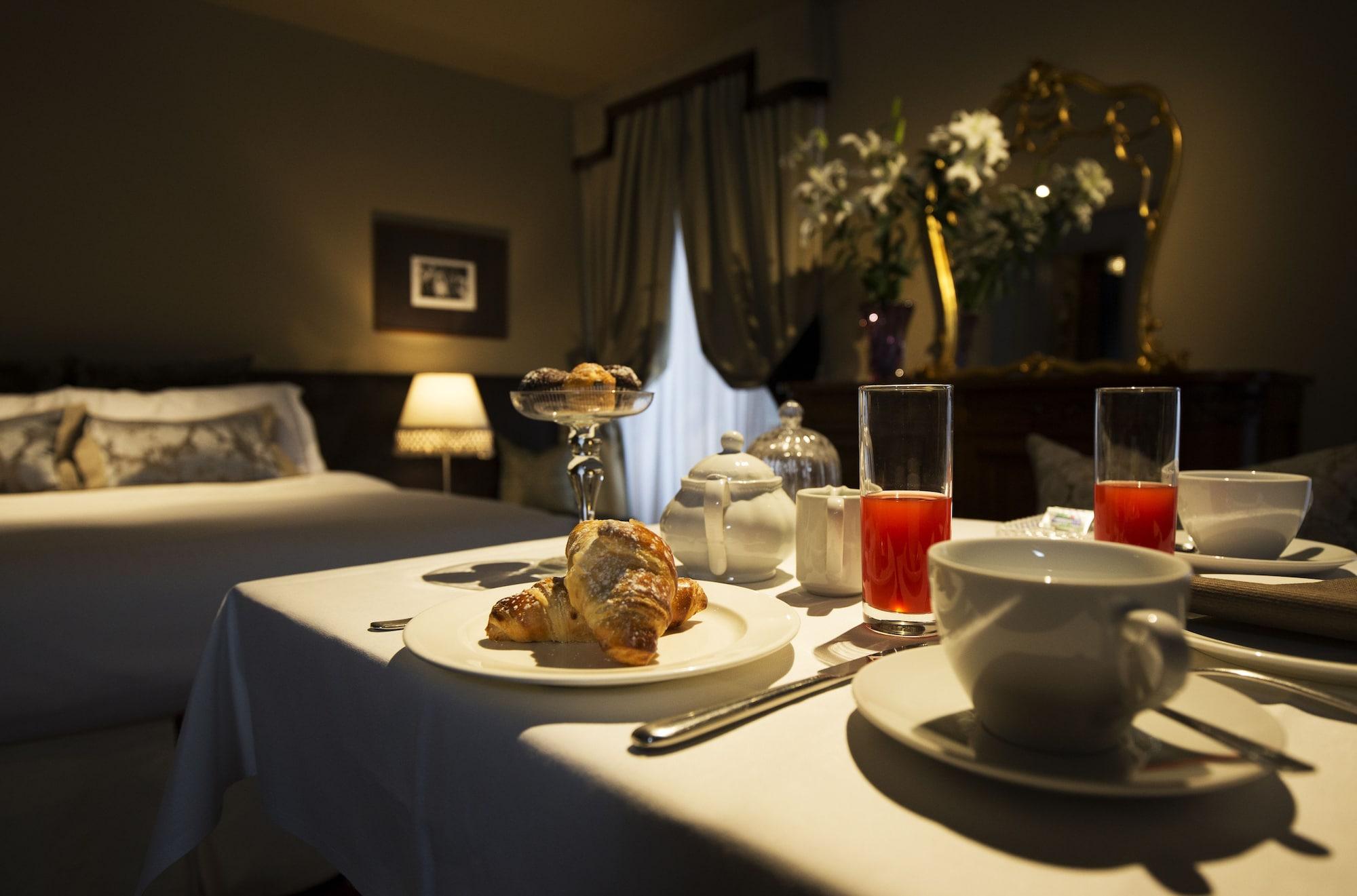 Avogaria 5 Rooms Venesia Bagian luar foto